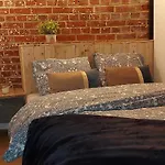 Confort #2, Proche Gare Et Commodites Appartement