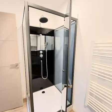 Confort #2, Proche Gare Et Commodités Maubeuge