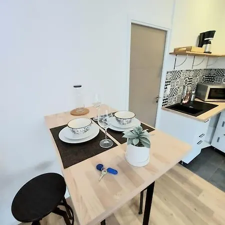 Appartement Confort #2, Proche Gare Et Commodites Maubeuge
