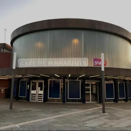 Confort #2, Proche Gare Et Commodités Appartamento