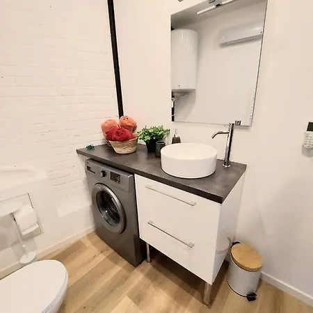 Confort #2, Proche Gare Et Commodités Appartamento *