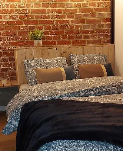 Confort #2, Proche Gare Et Commodites Apartment